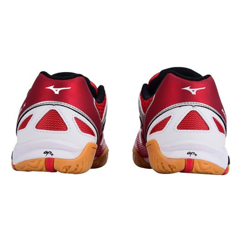 Mizuno Wave Medal 5