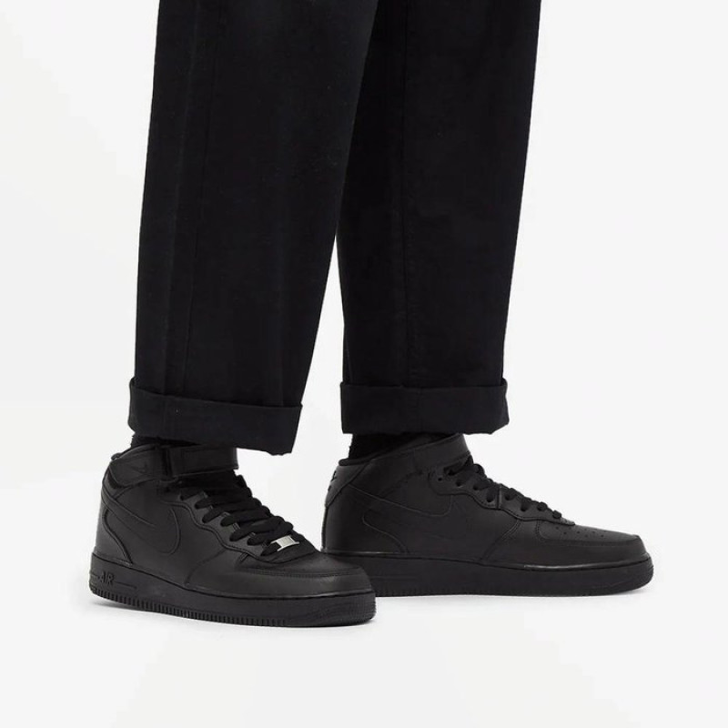 Nike Air Force 1 07