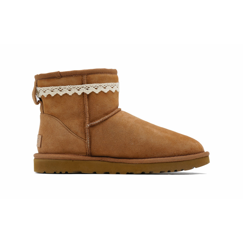 UGG CLASSIC MINI