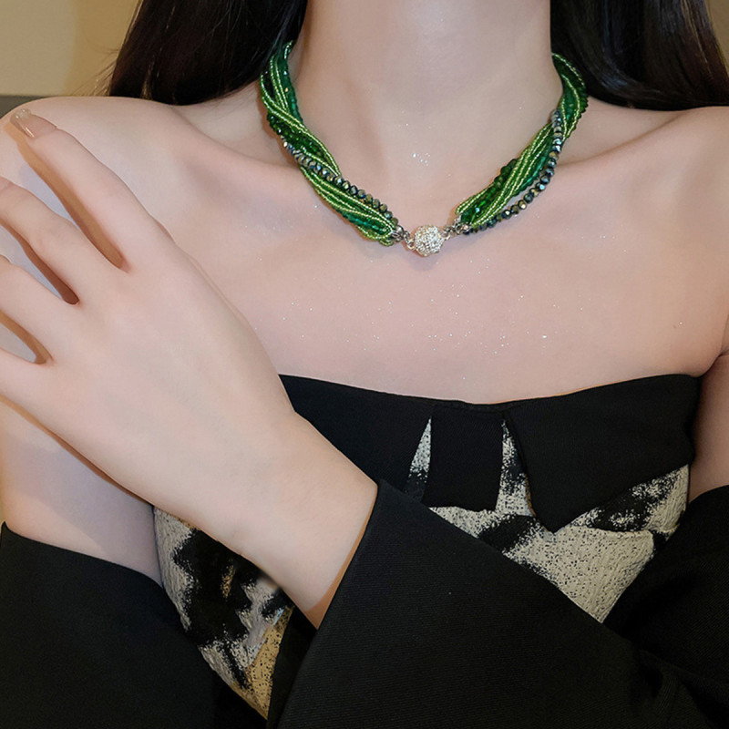 AGOVSKI choker