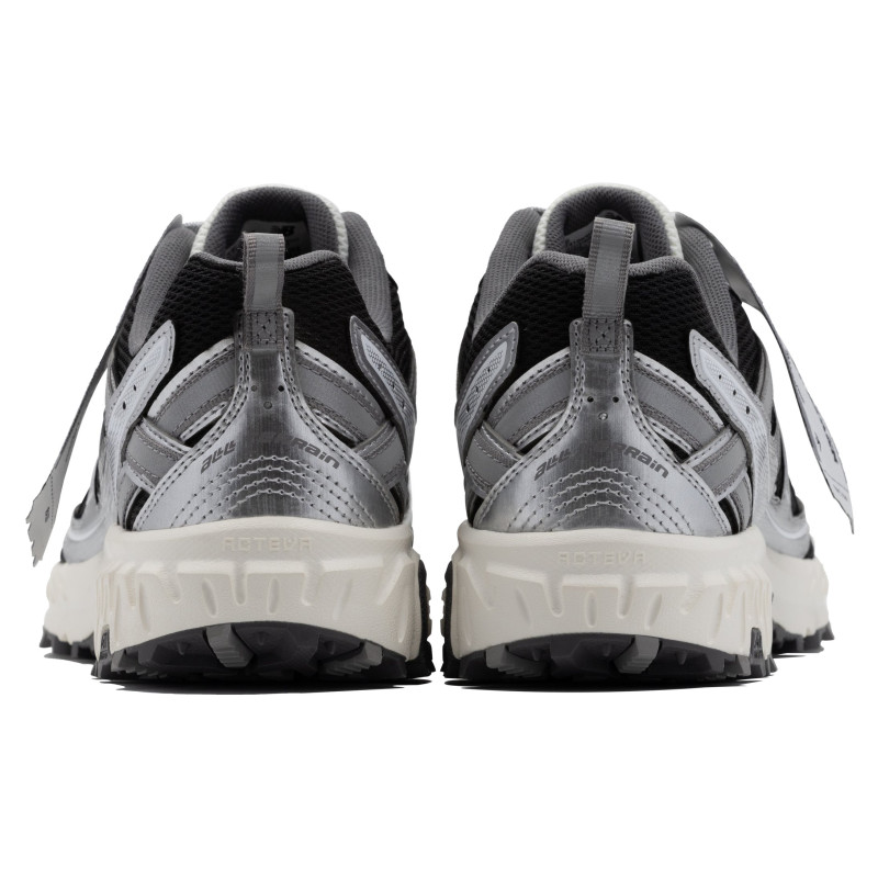 New Balance NB 410 V8