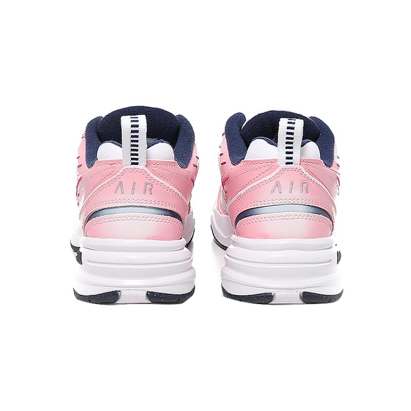 Nike Air Monarch 4