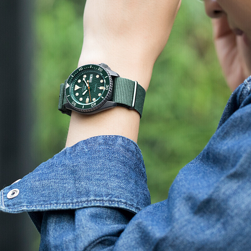 SEIKO SRPD77K1