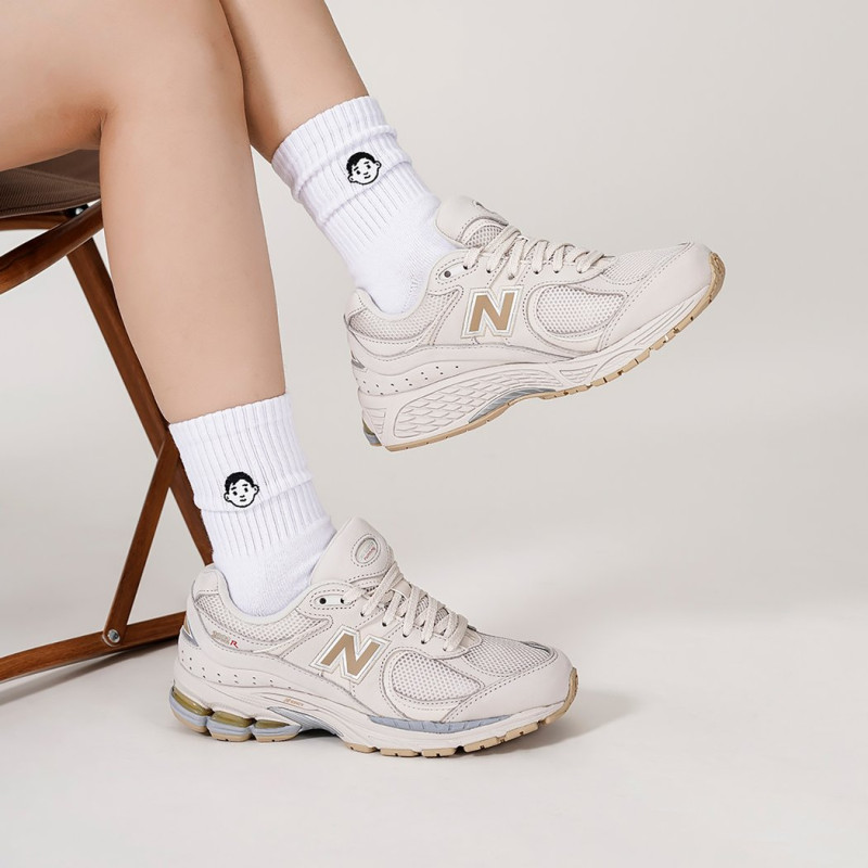 New Balance NB 2002R