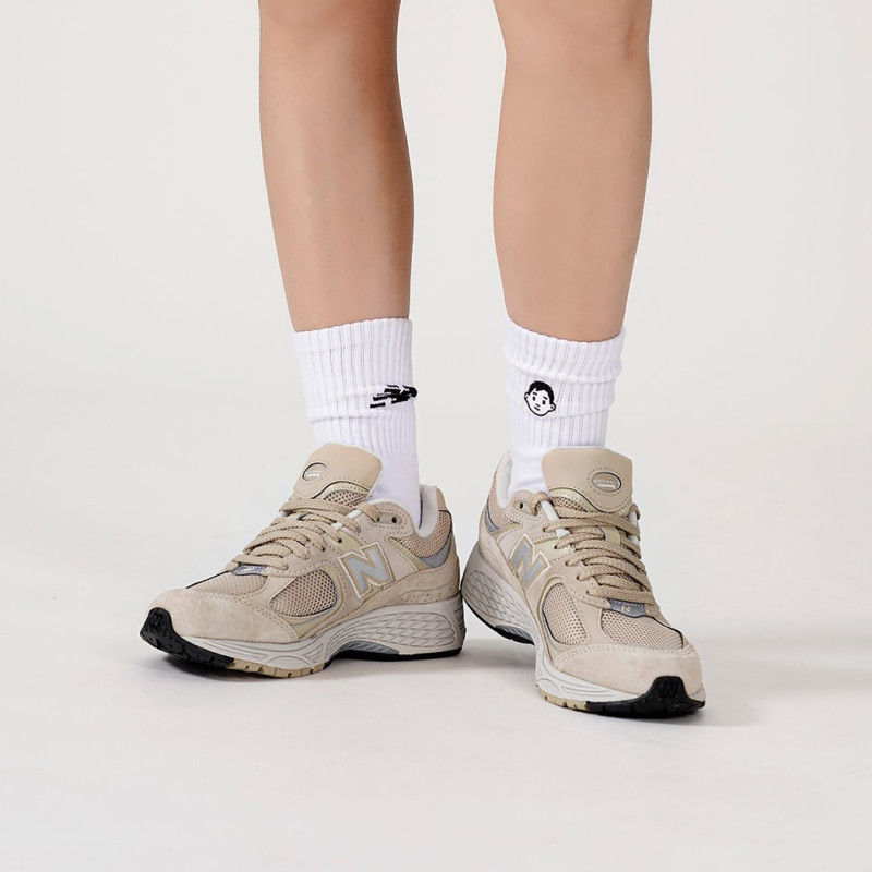 New Balance NB 2002R