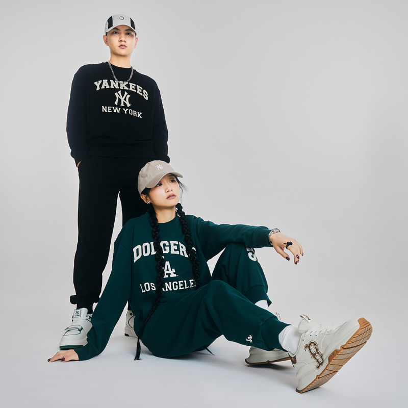 MLB