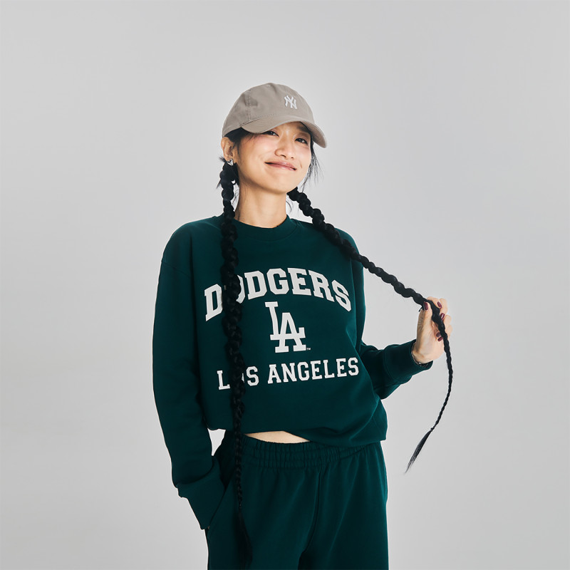 MLB