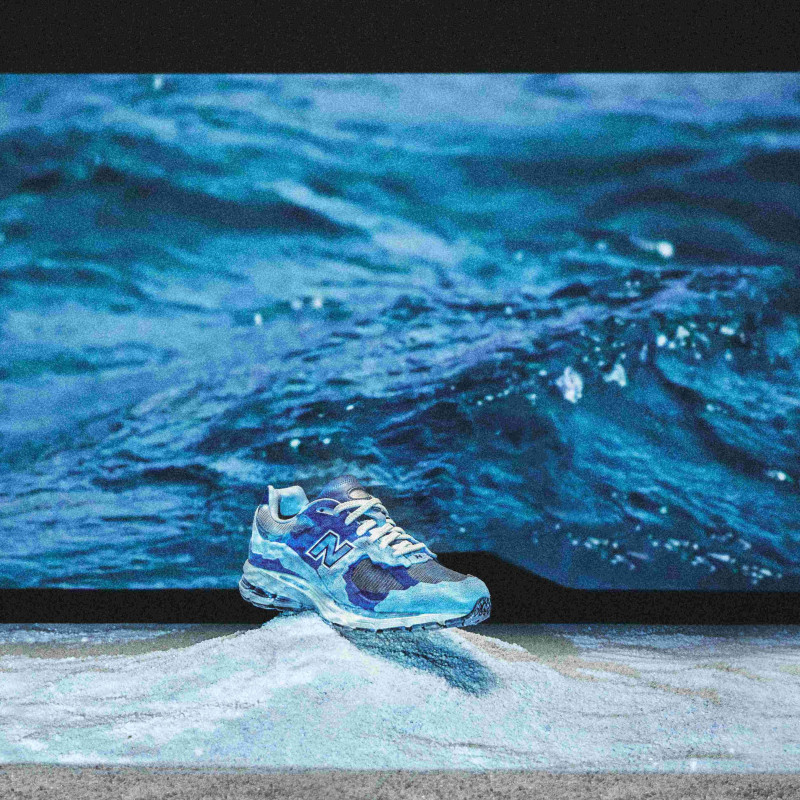 New Balance NB 2002R 