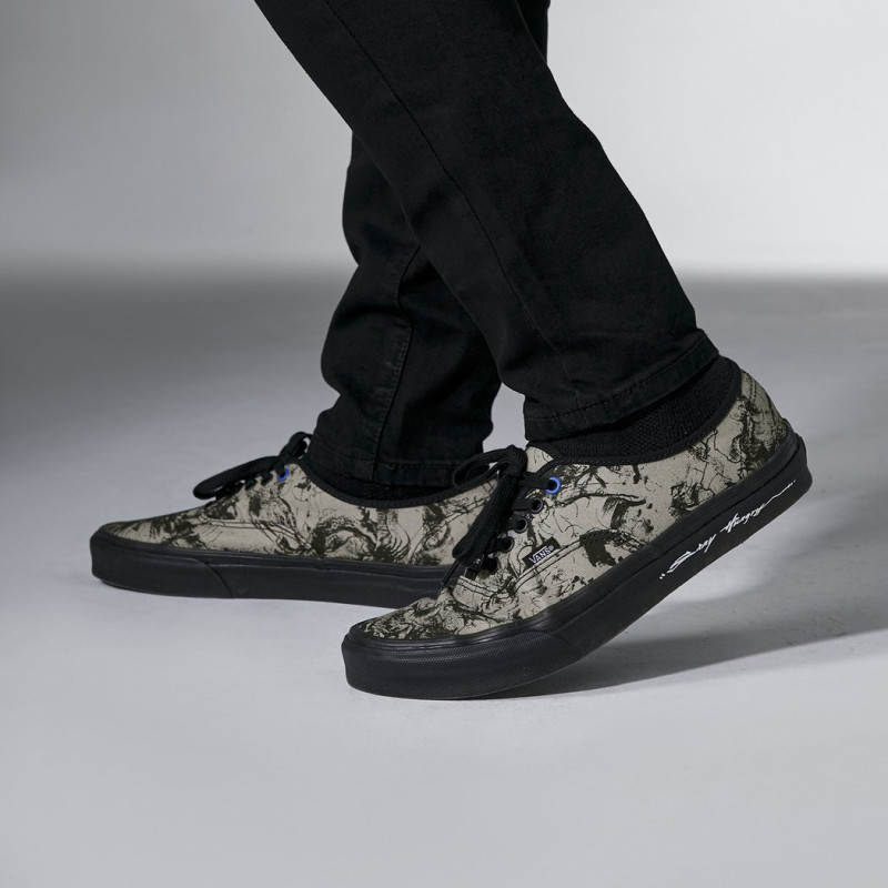 HuaTunan x Vans Authentic