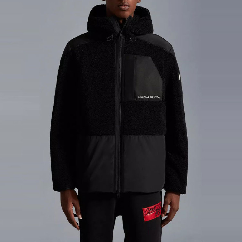 Moncler FW22 logo