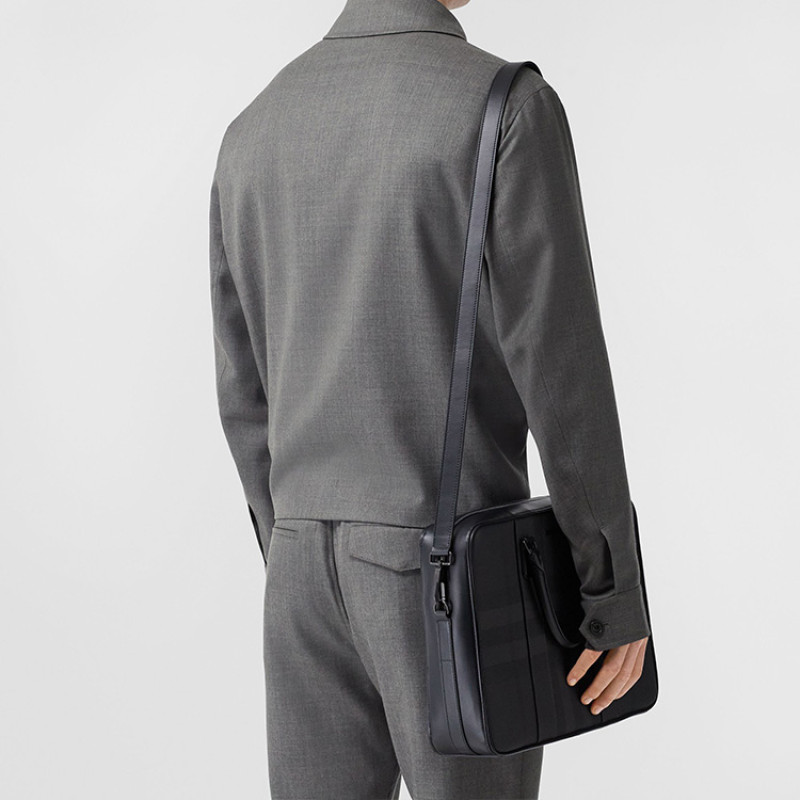 Burberry 520
