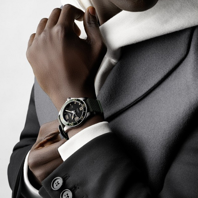 LONGINES 300 41mm L3.781.4.05.2