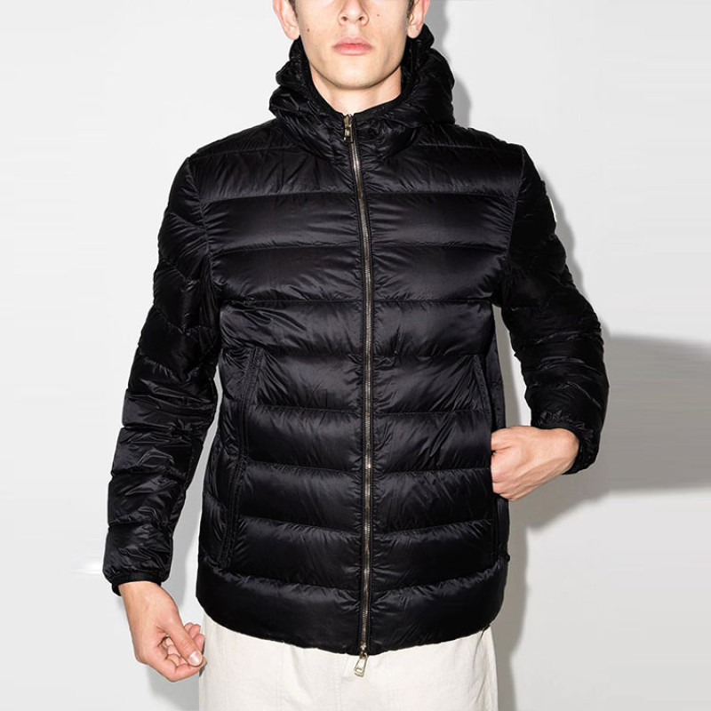 Moncler FW21 logo