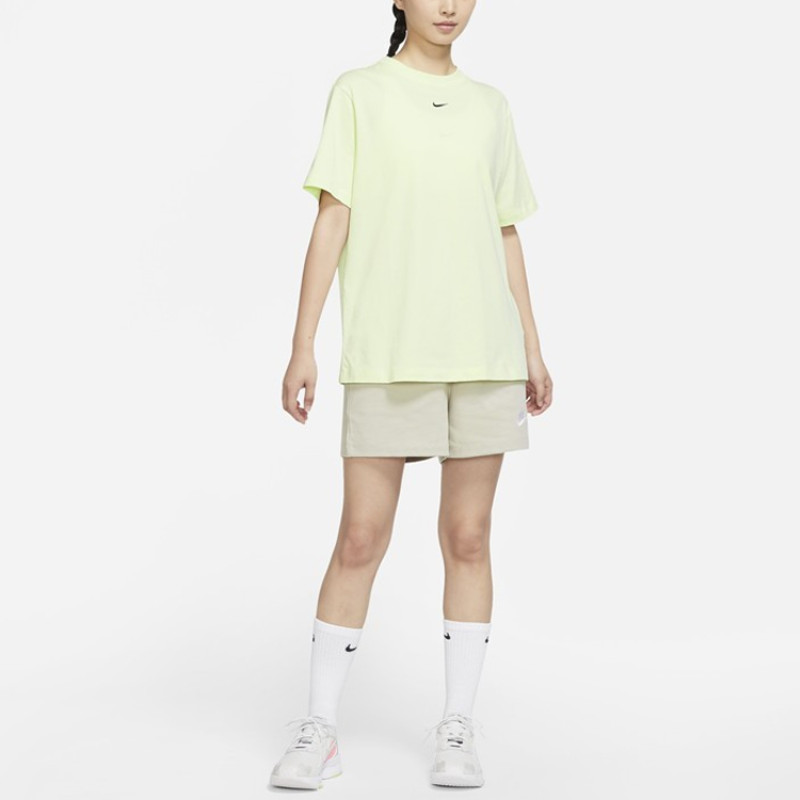 Nike Sportswear Essential T