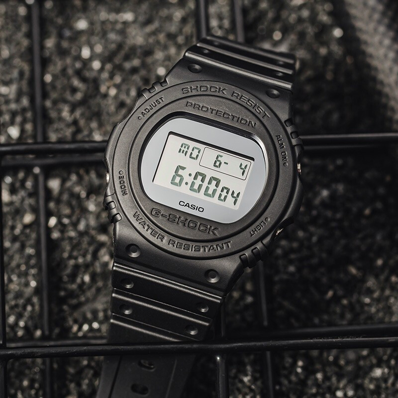 CASIO G-SHOCK DW-5700BBMA-1