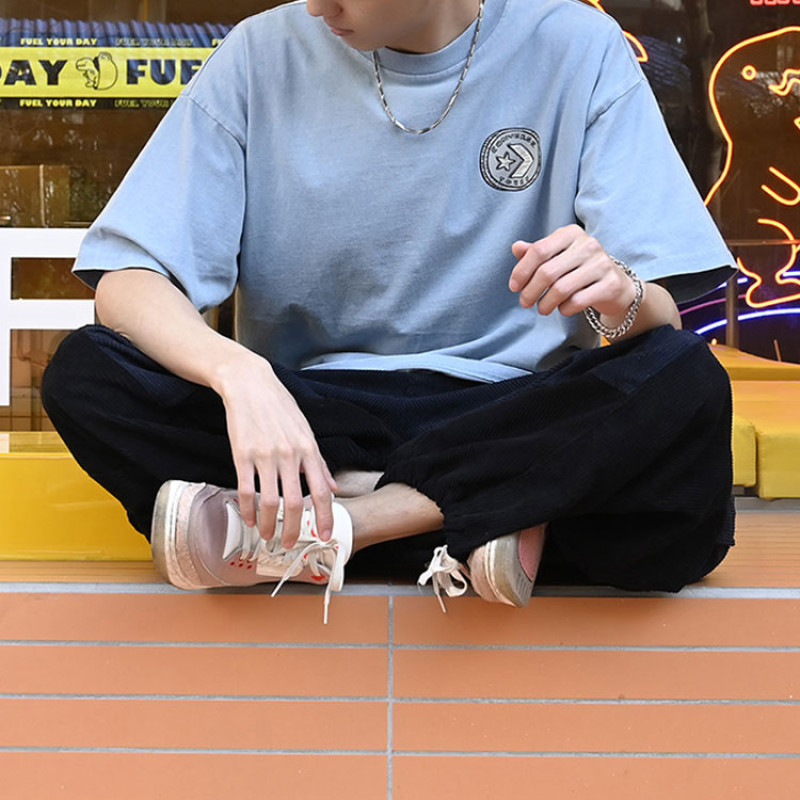 Converse T