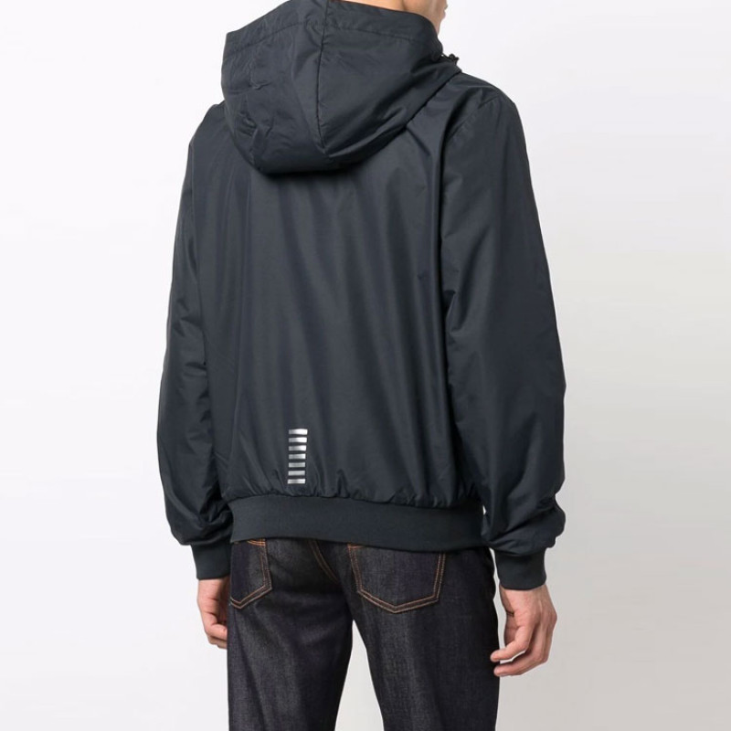 EMPORIO ARMANI EA7 Logo