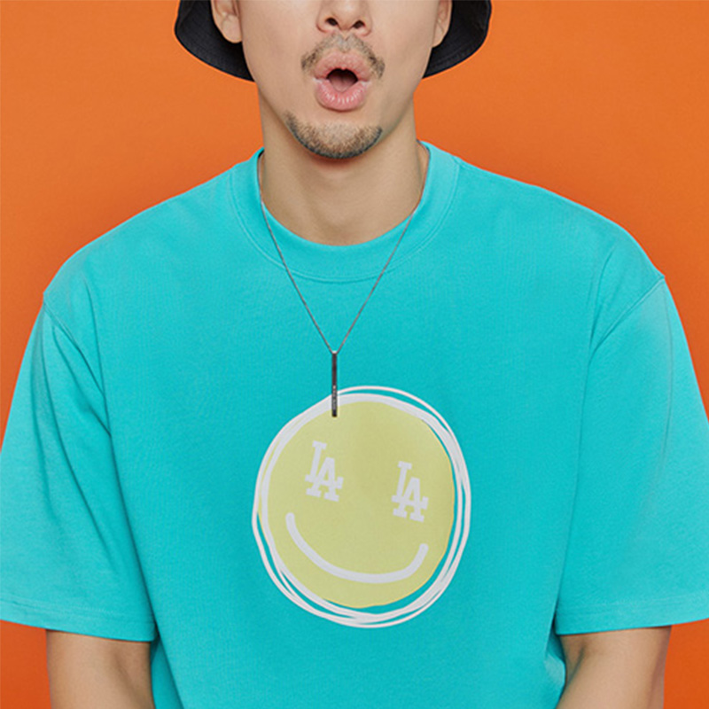 MLB T