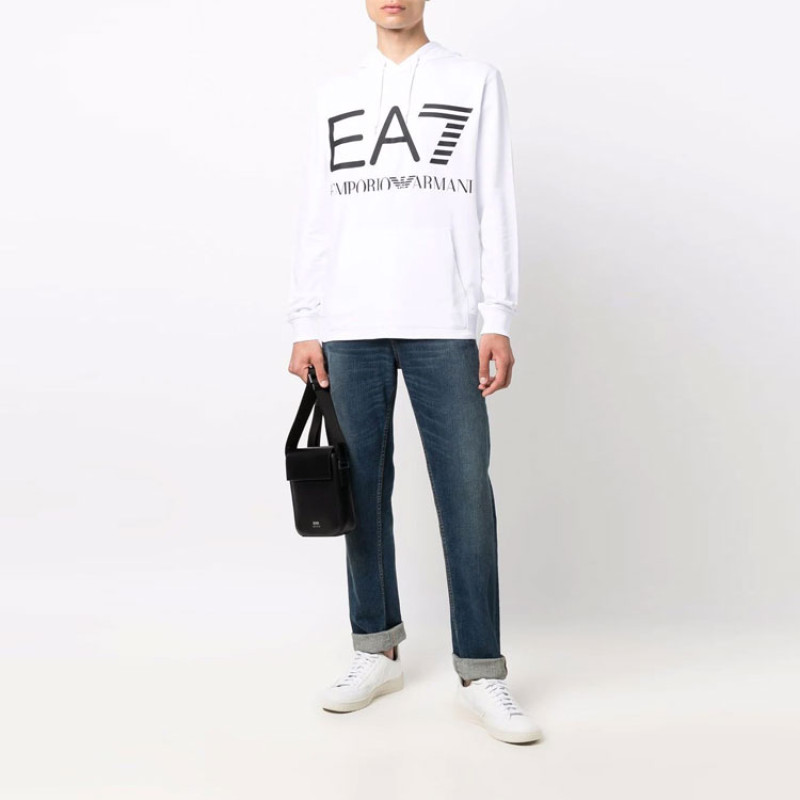 EMPORIO ARMANI EA7 Logo