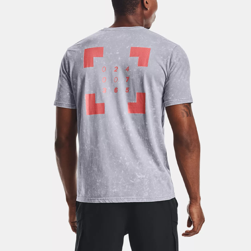 Under Armour T