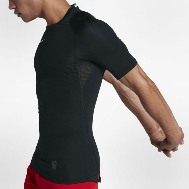 Nike Pro T