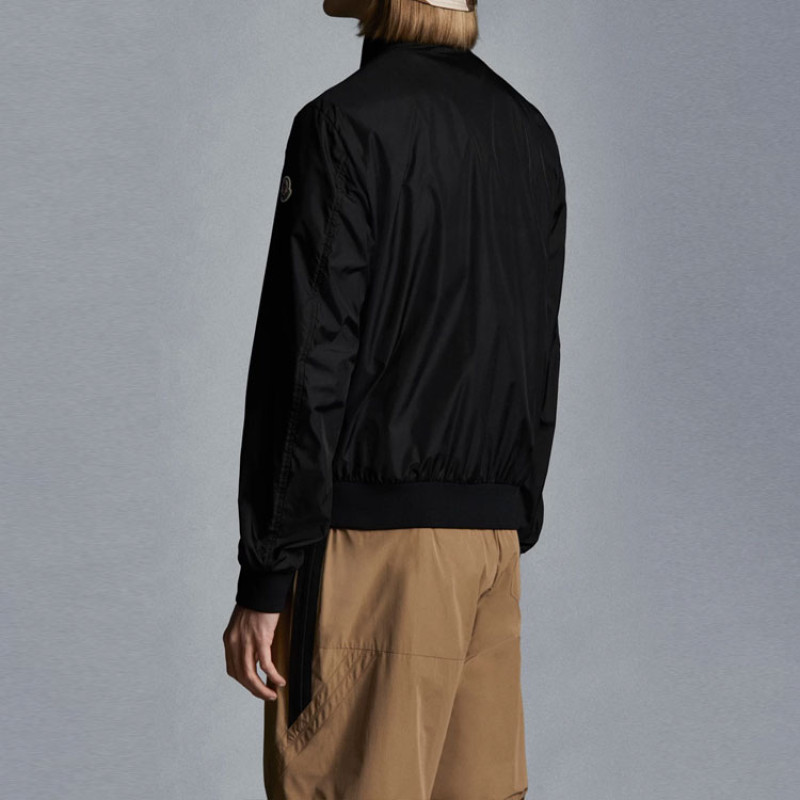Moncler Reppe Logo