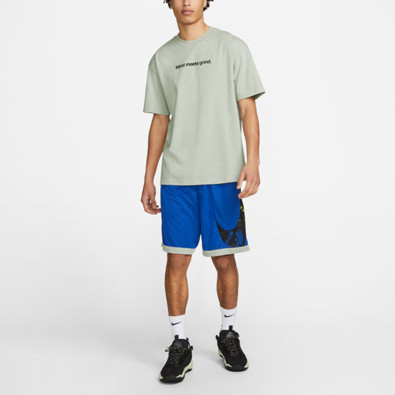 Nike T