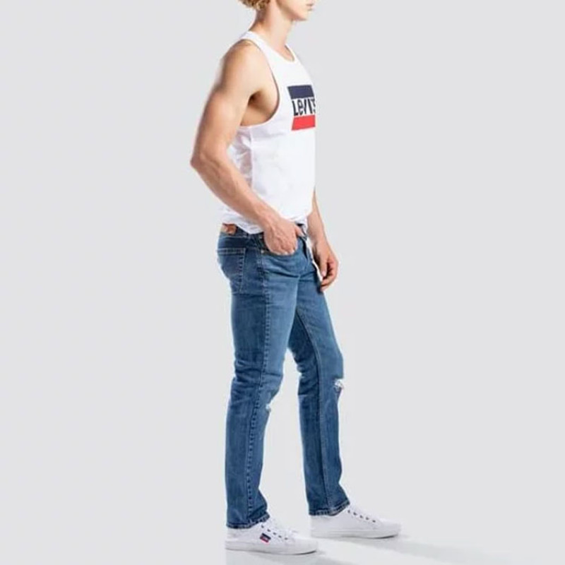 Levis