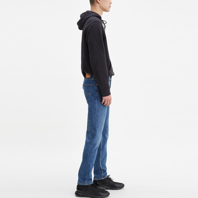Levis