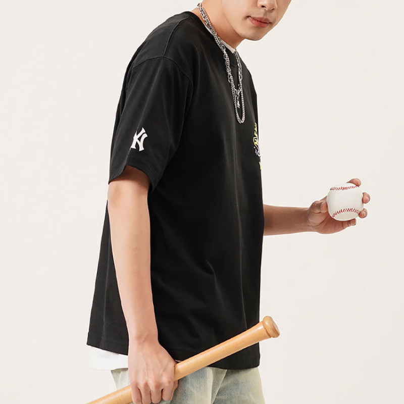 MLB T