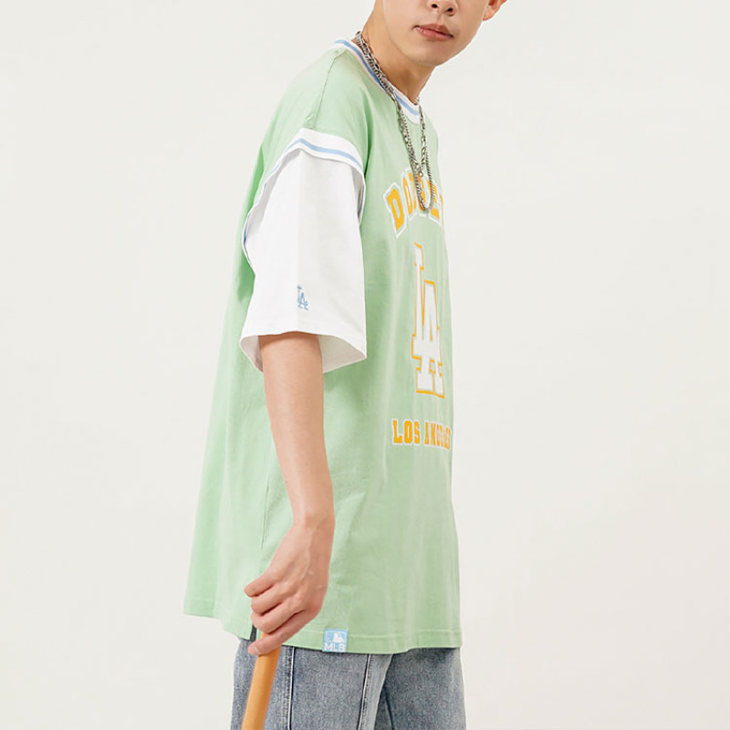 MLB T
