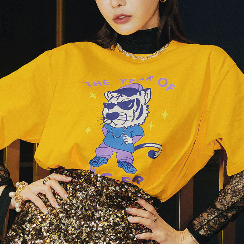 MLB T