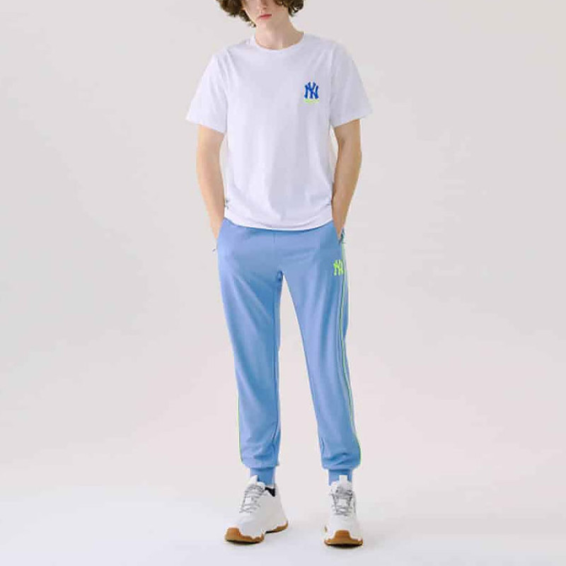 MLB T