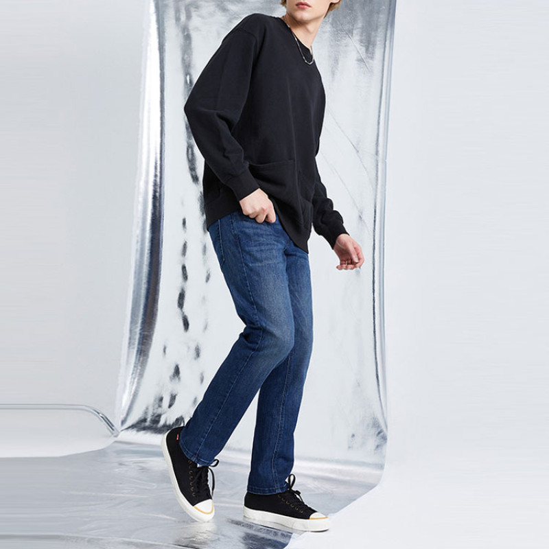 Levis