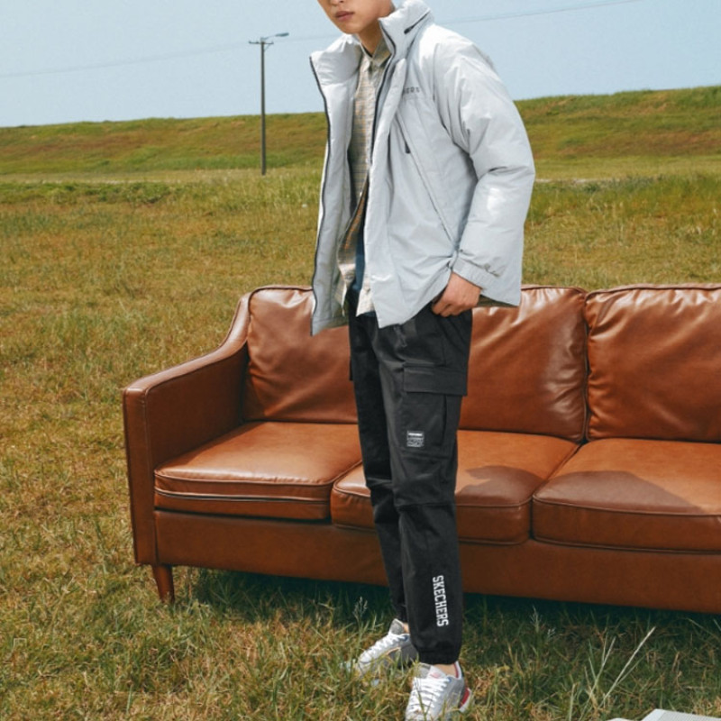 Skechers