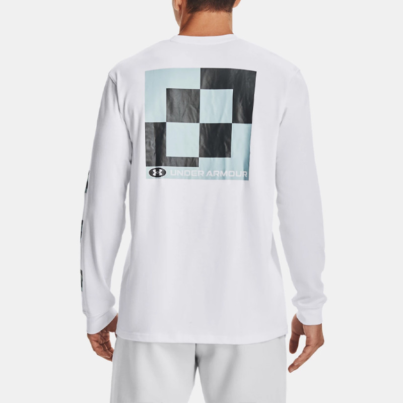 Under Armour T