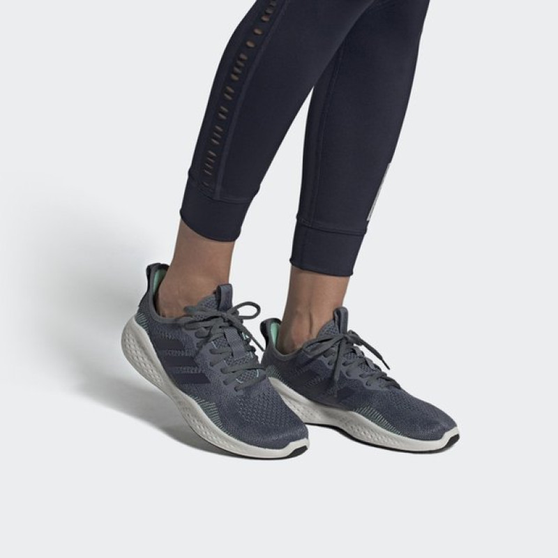 adidas neo Fluidflow