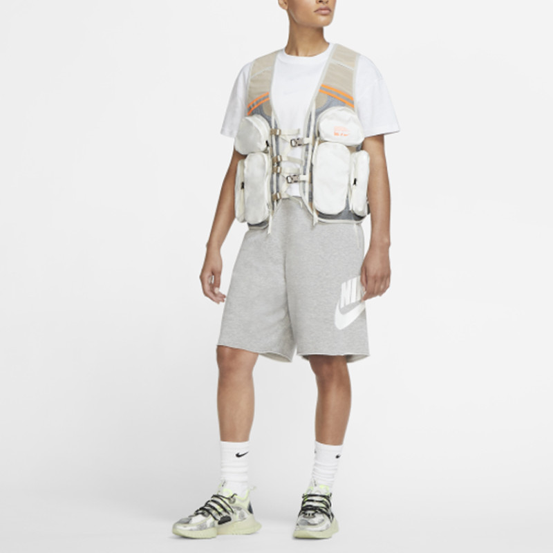 Nike ISPA