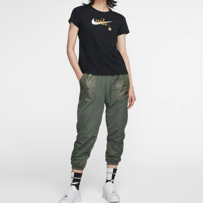 Nike Sportswear T
