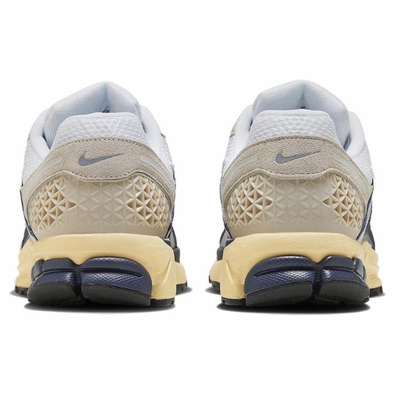 Nike Air Zoom Vomero 5