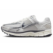 Nike Zoom Vomero 5 