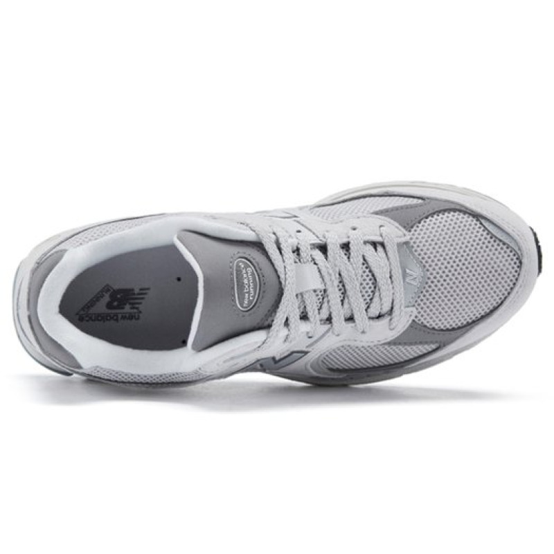 New Balance NB 2002R
