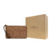 COACH Corner Zip Wristle 20 Logo