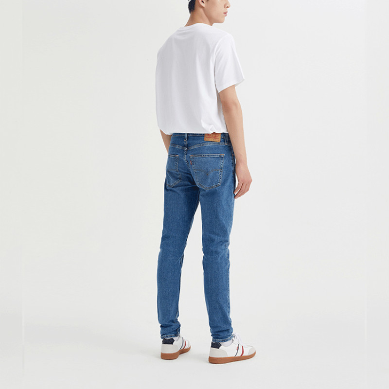 Levis