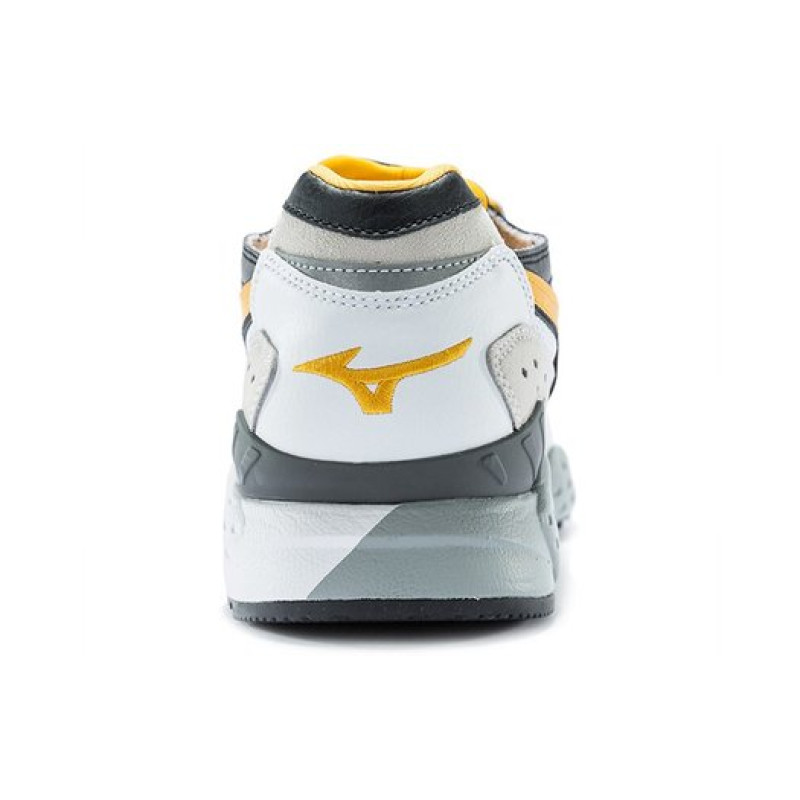 Mizuno Mondo Control
