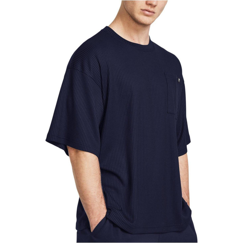 Under Armour T