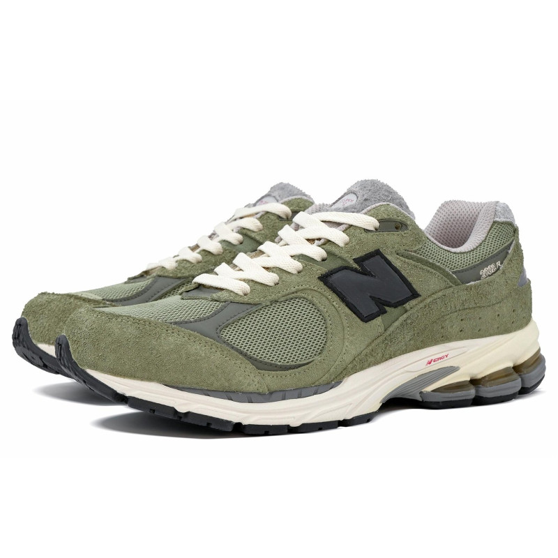 New Balance NB 2002R