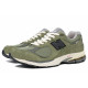 New Balance NB 2002R