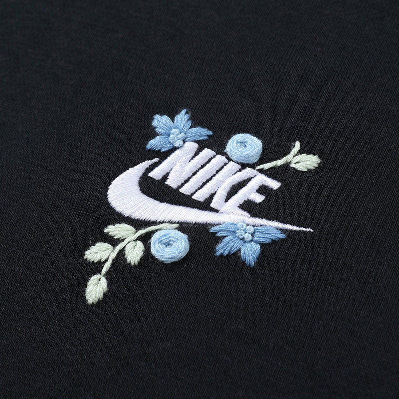 Nike Logo