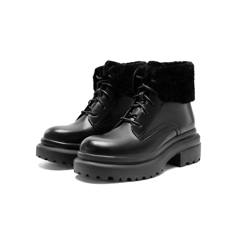 NINE WEST